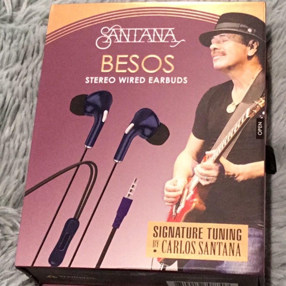 Signature Tuning by Santana Stereo Wired Earbuds with HD Stereo in blue/silver.